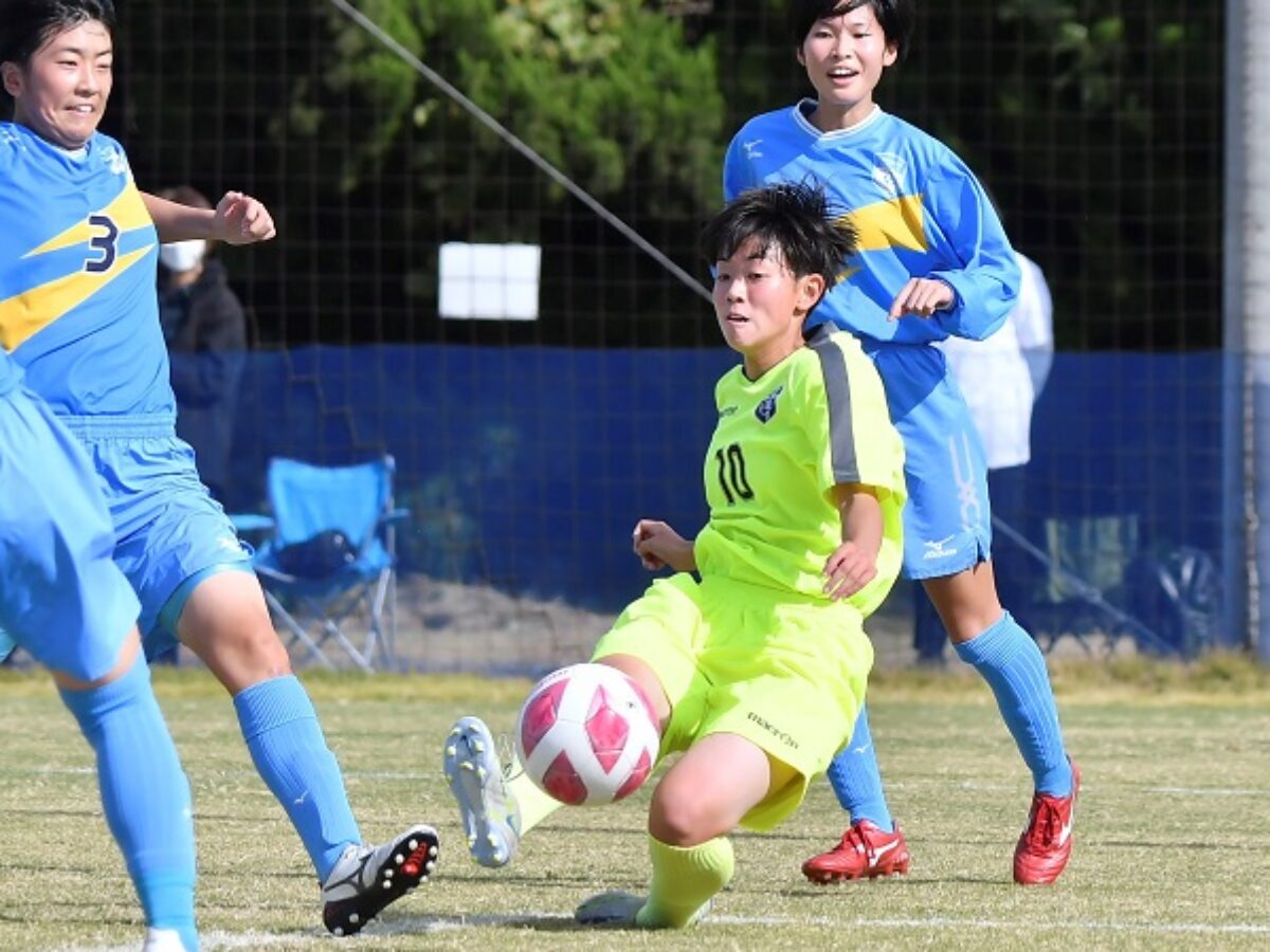 霞ケ浦 4度目の挑戦で初白星 関東高校女子サッカー開幕